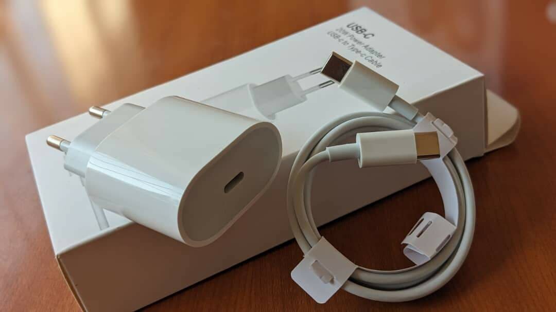 Type c to c fast phone chargers