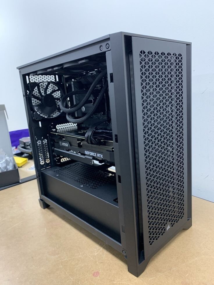 Pc Gaming bureau RTX4080/i9/64