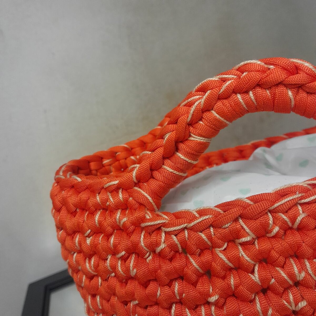 Sac à main en crochet vibrant