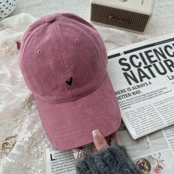 Красивые кепки