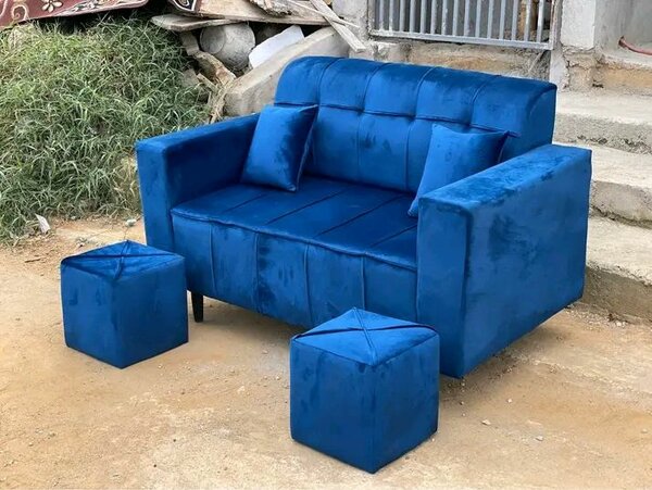 Canapé bleu velours moderne