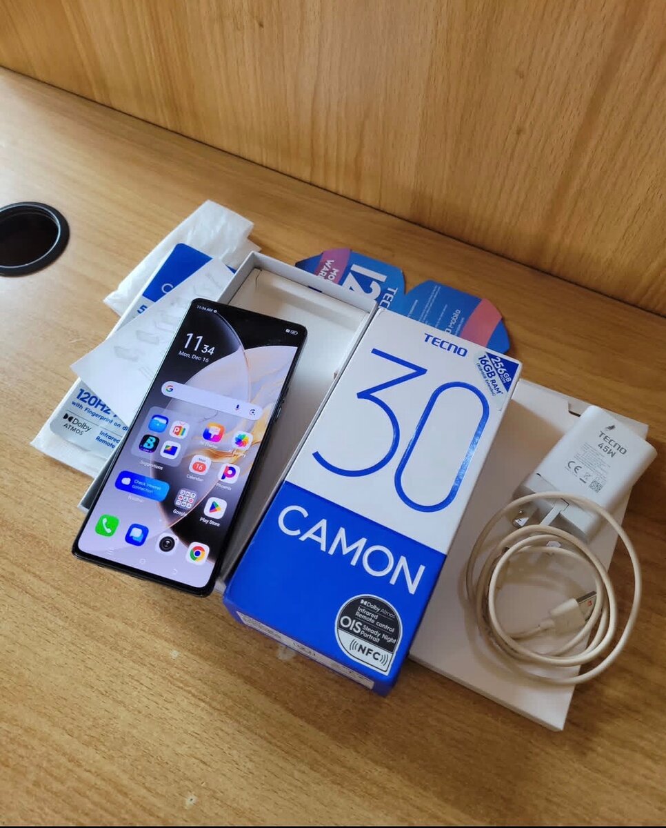 Tecno Camon 30 - Smartphone