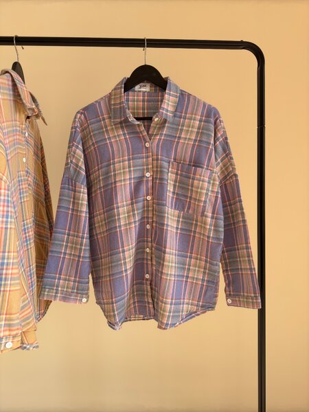 Рубашка в клетку , размер единый