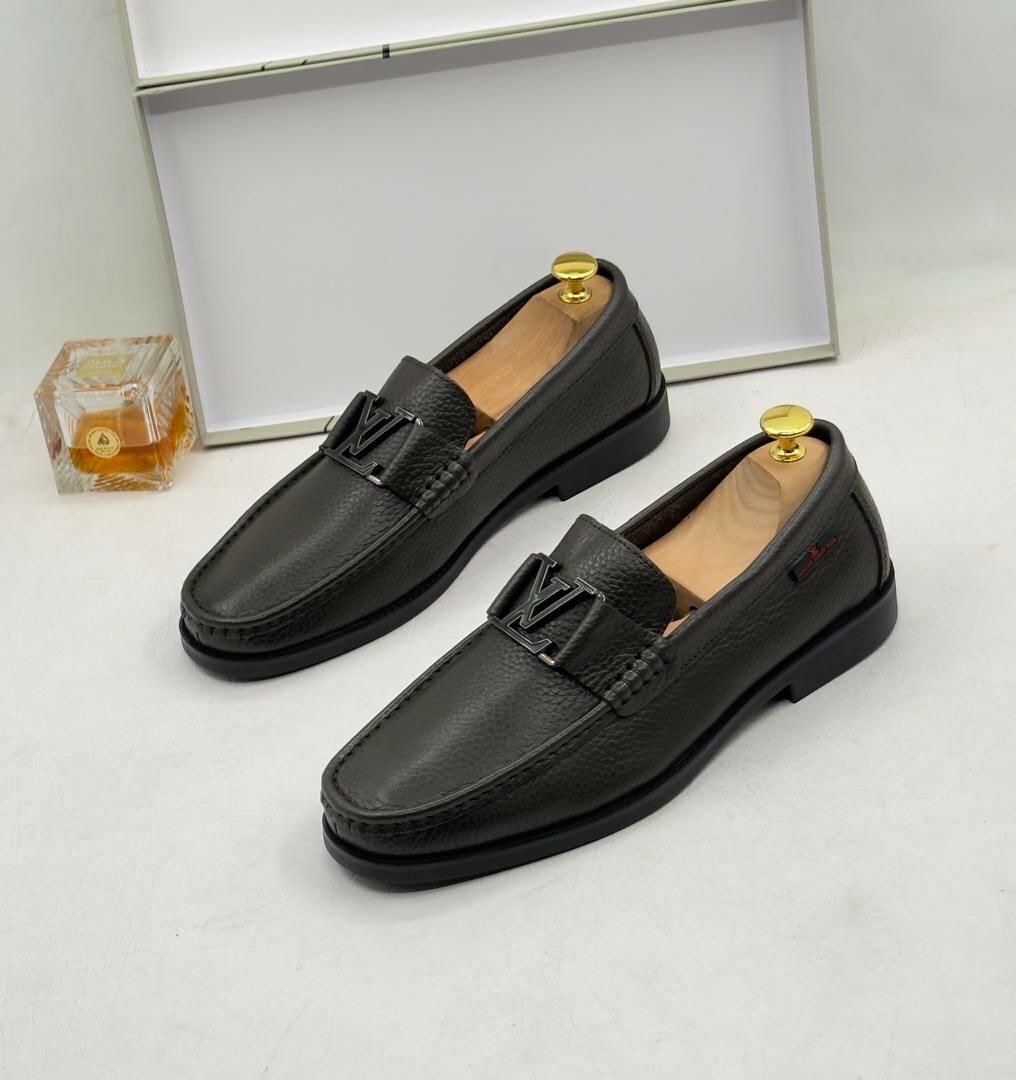 LOUIS VUITTON EXECUTIVE SHOE