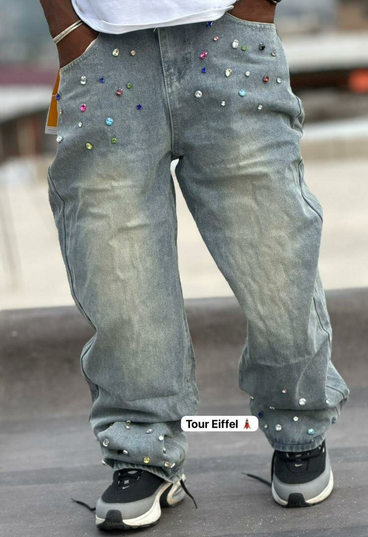 Jean décontracté avec strass