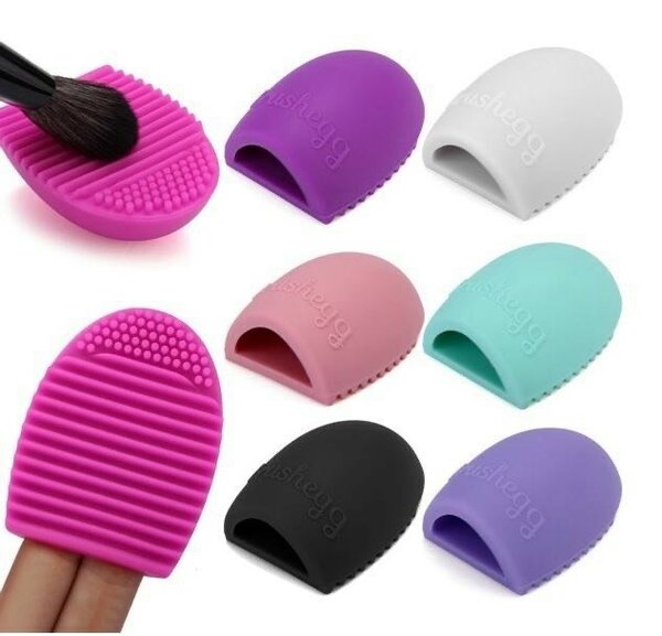 Make up brush cleaner 