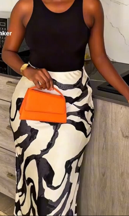 Jupe longue à motifs abstraits