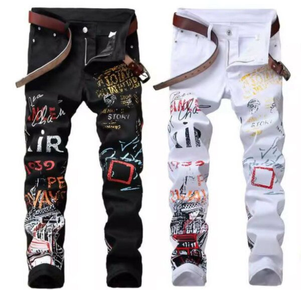 Pantalons en denim avec imprimés