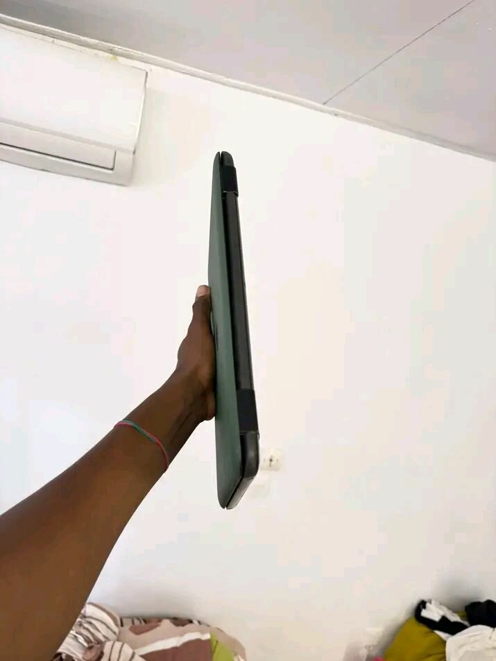 Ordinateur portable Dell compact