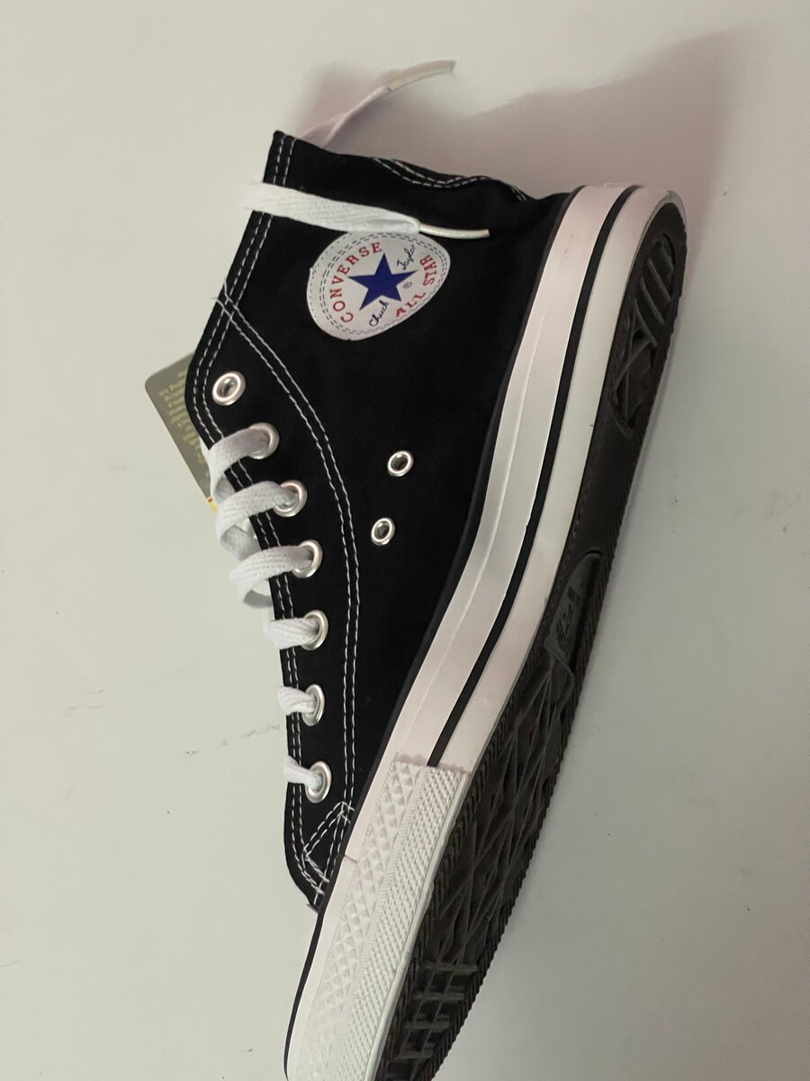 Converse Classiques Noires