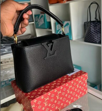 Louis Vuitton bag black