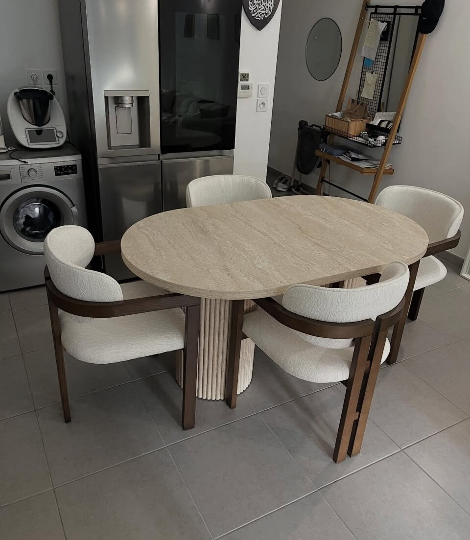 Table à manger moderne