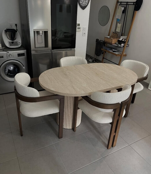 Table à manger moderne