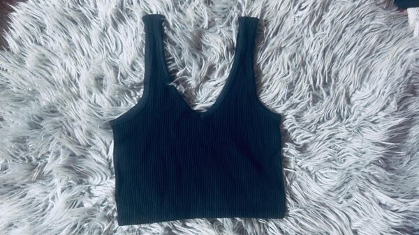 Haut court sans manches