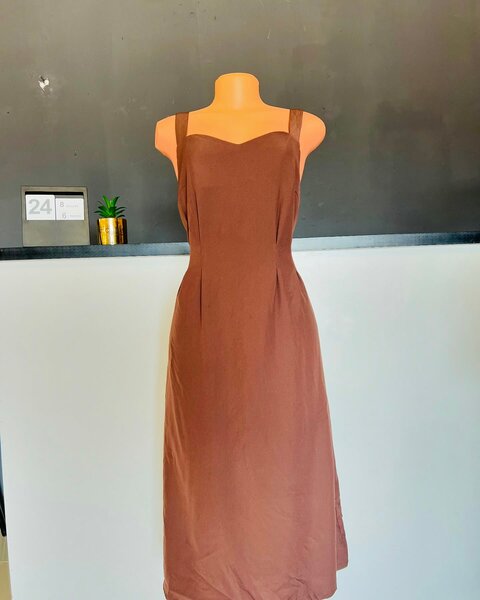  women's beautiful dress 