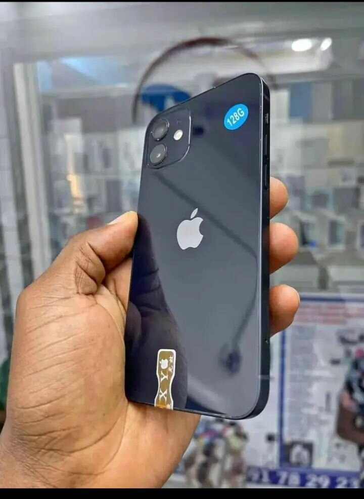 iPhone 12 simple 128GB Noir