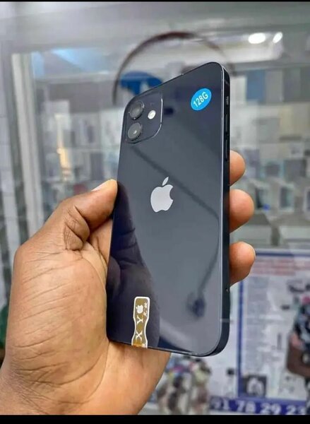 iPhone 12 simple 128GB Noir