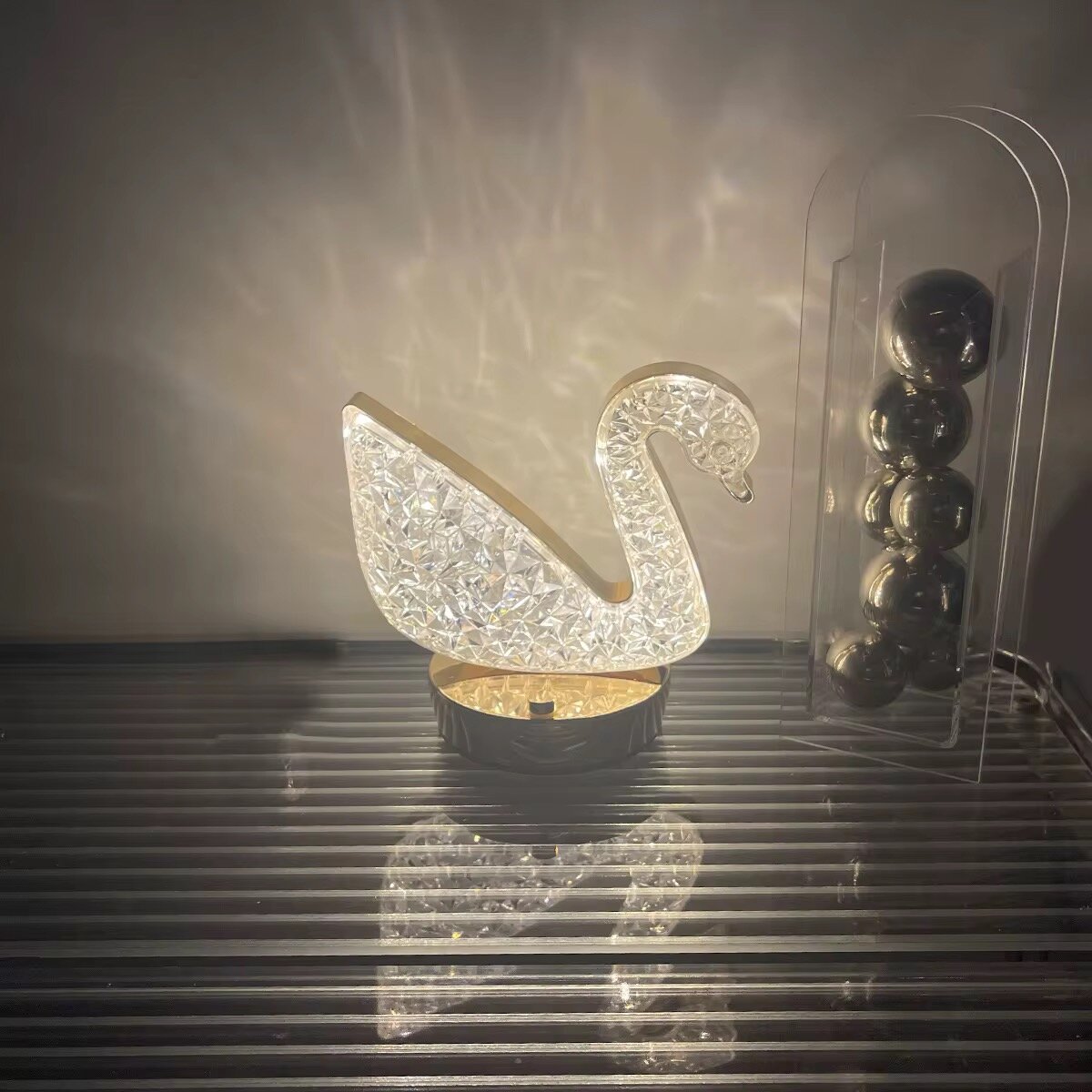 Lampe Cygne Cristal Élégant