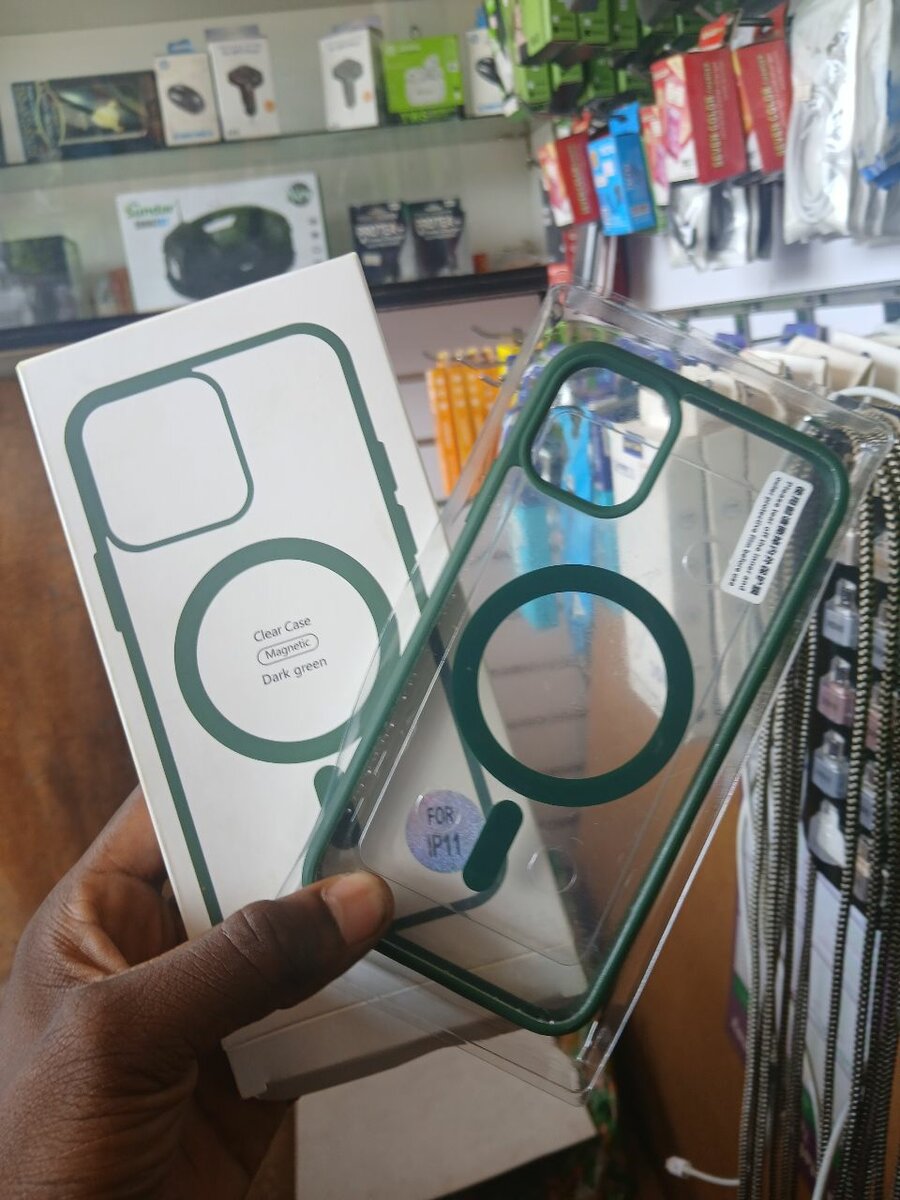 iPhone  clear case 11