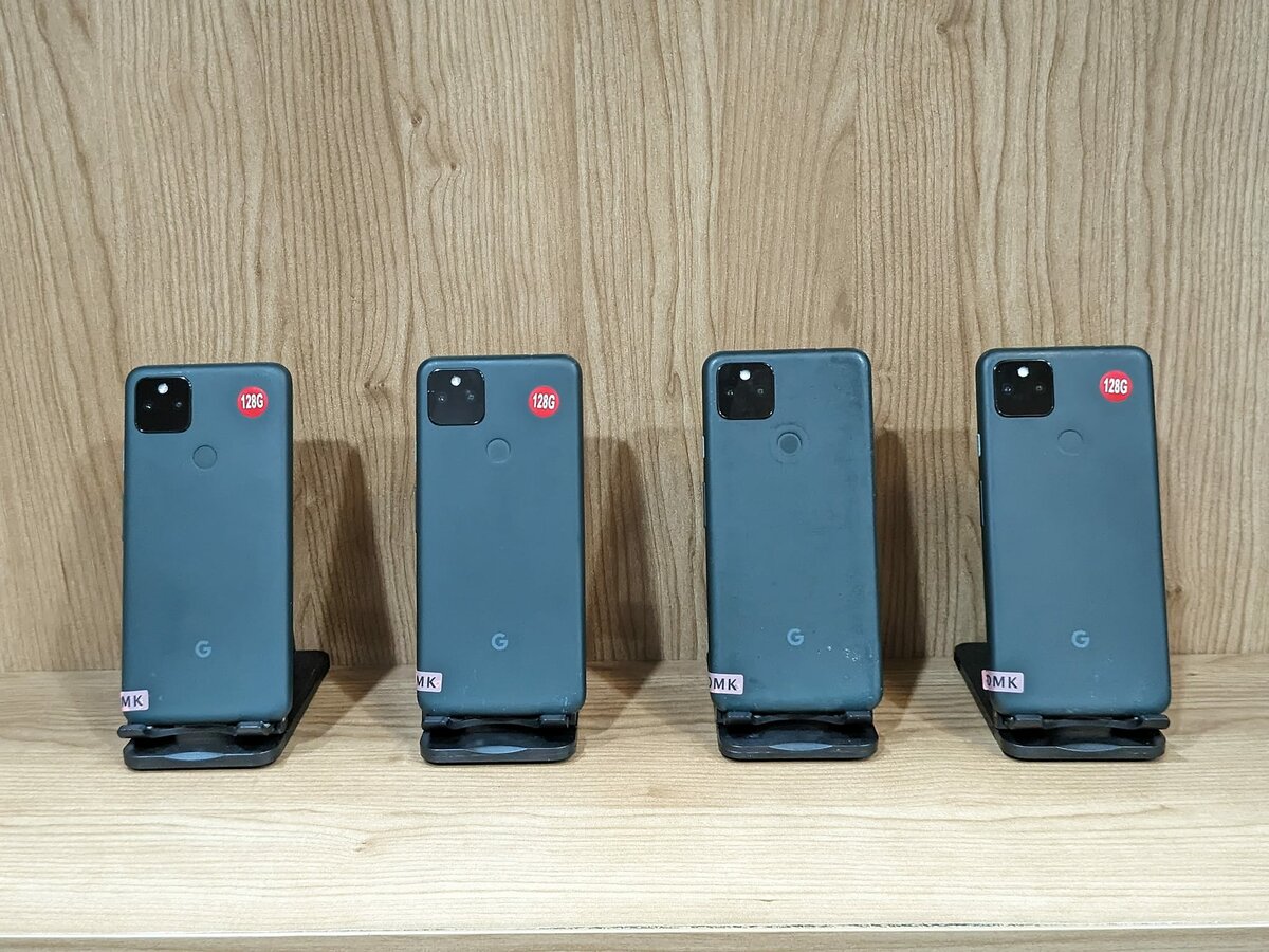 Google pixel 5a 5G 128gb 8gb ram