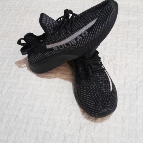 Baskets légères noires