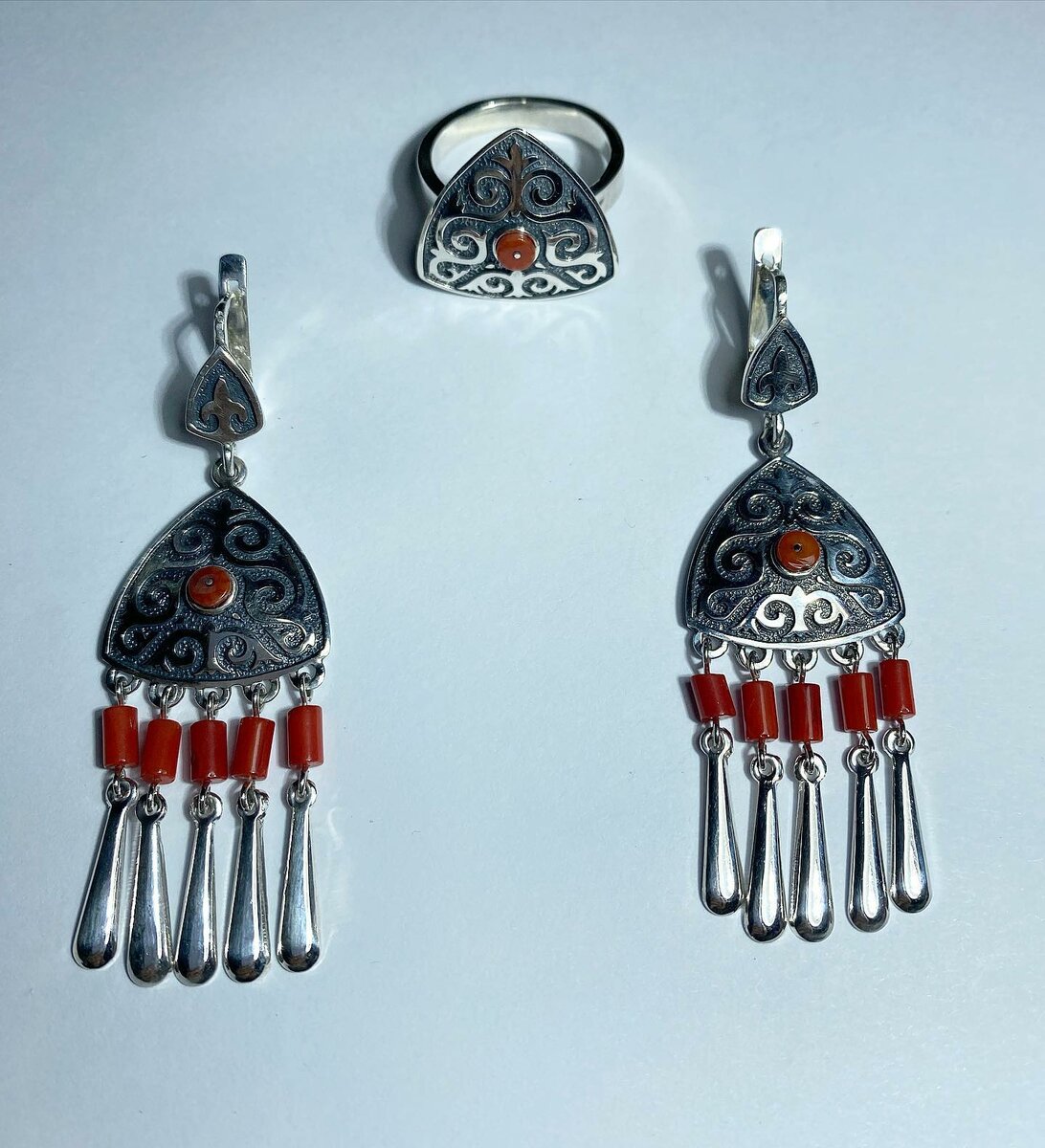 ЭТНО-КОМПЛЕКТЫ с натуральными камнями