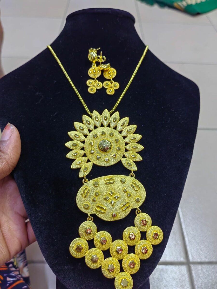 Parure Collier et Boucles Luxe