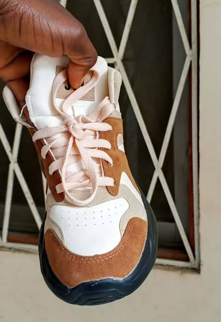 Sneakers en cuir ultra confort