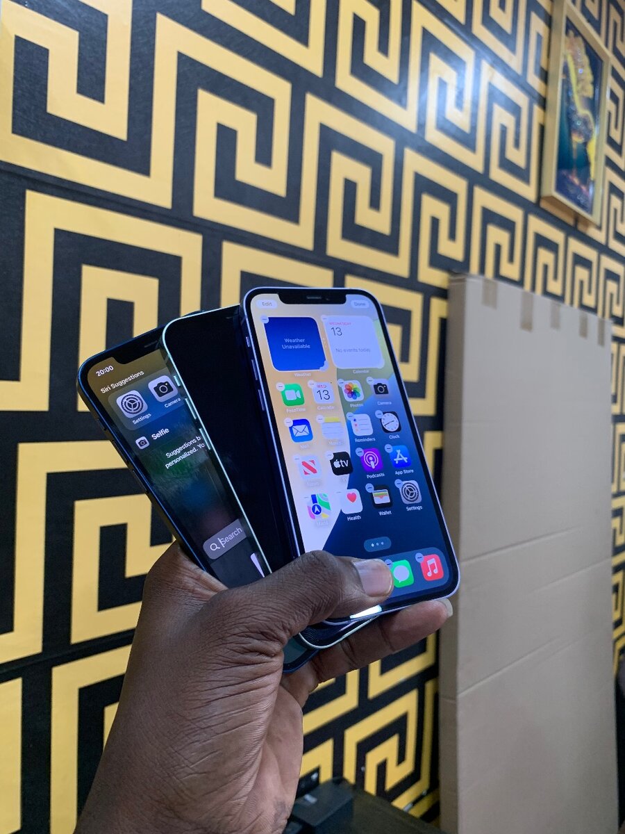 iPhone 12 simple 64gb