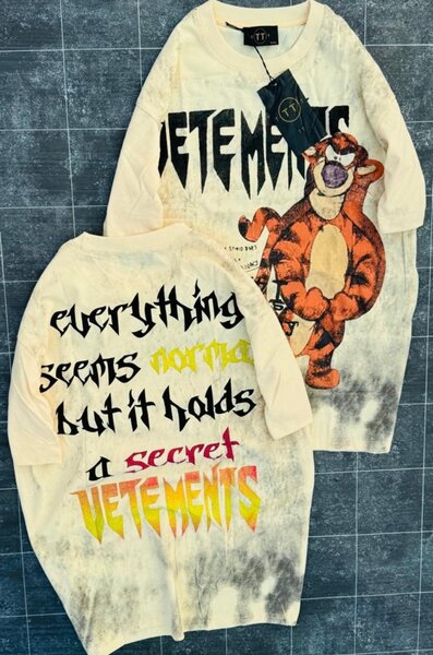 T-shirts imprimés tendance