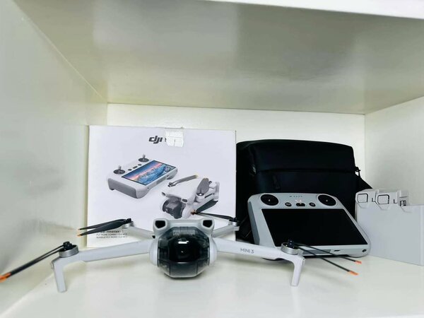 Drone DJI MINI 3 FLY MORE COMBO