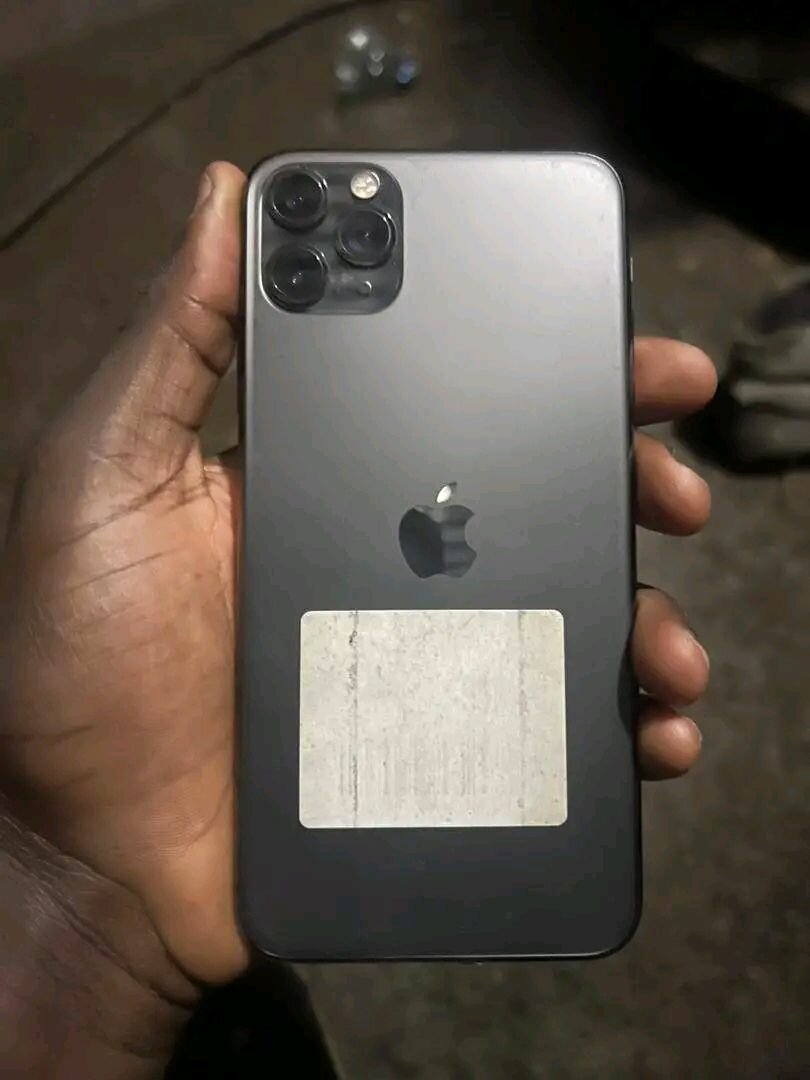 iPhone 11 Pro Max