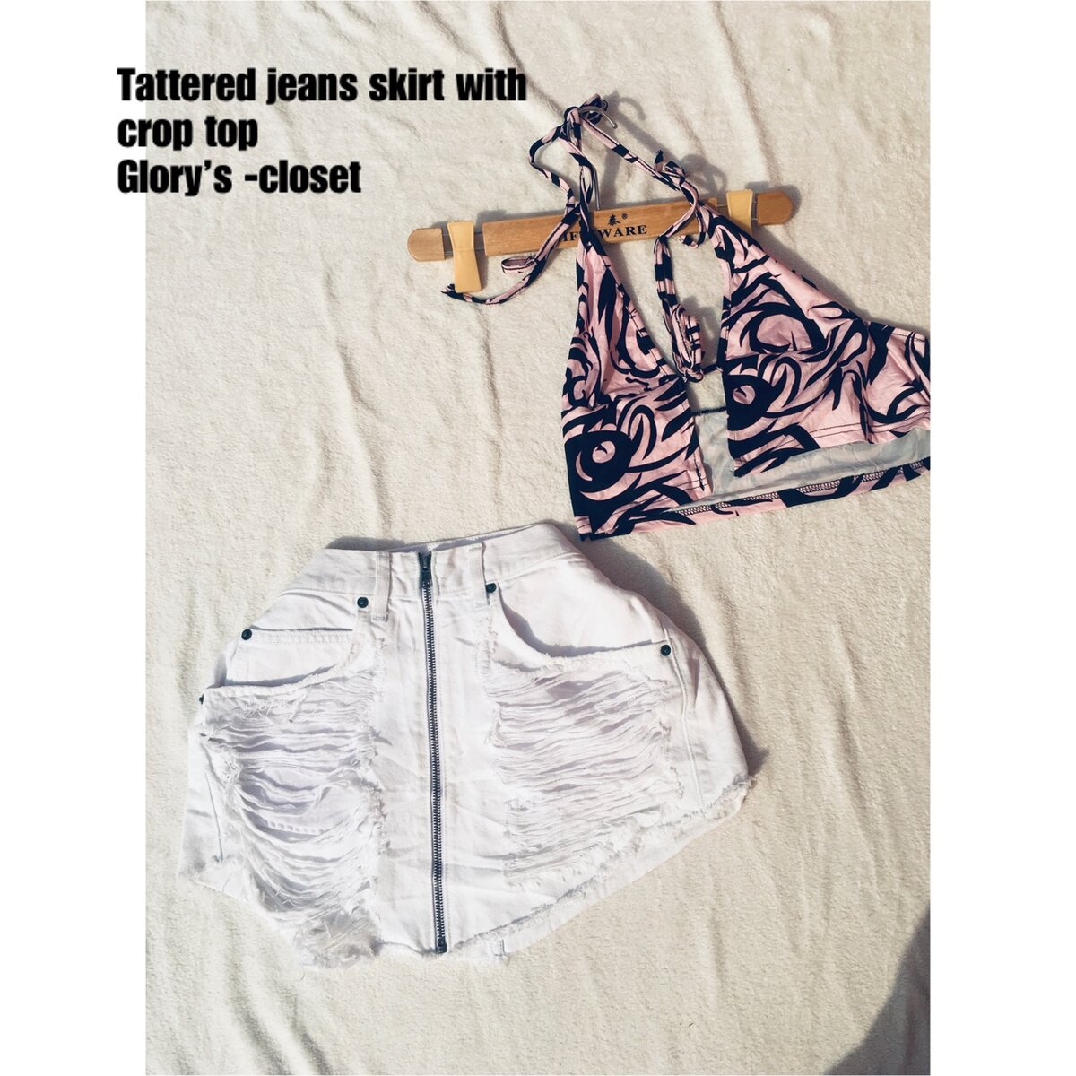 Jeans skirt with crop top