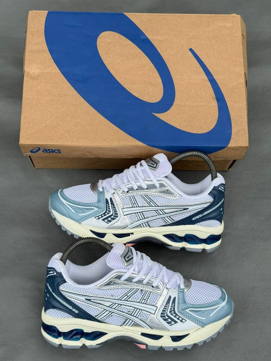 Asics Kayano Sneakers
