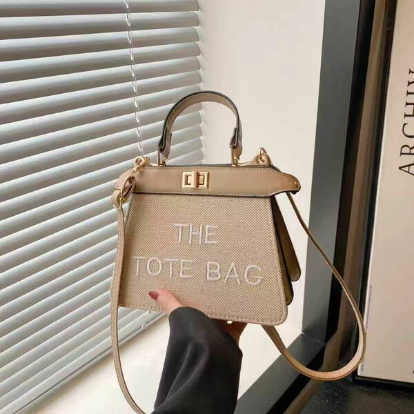 Sac cabas élégant femme