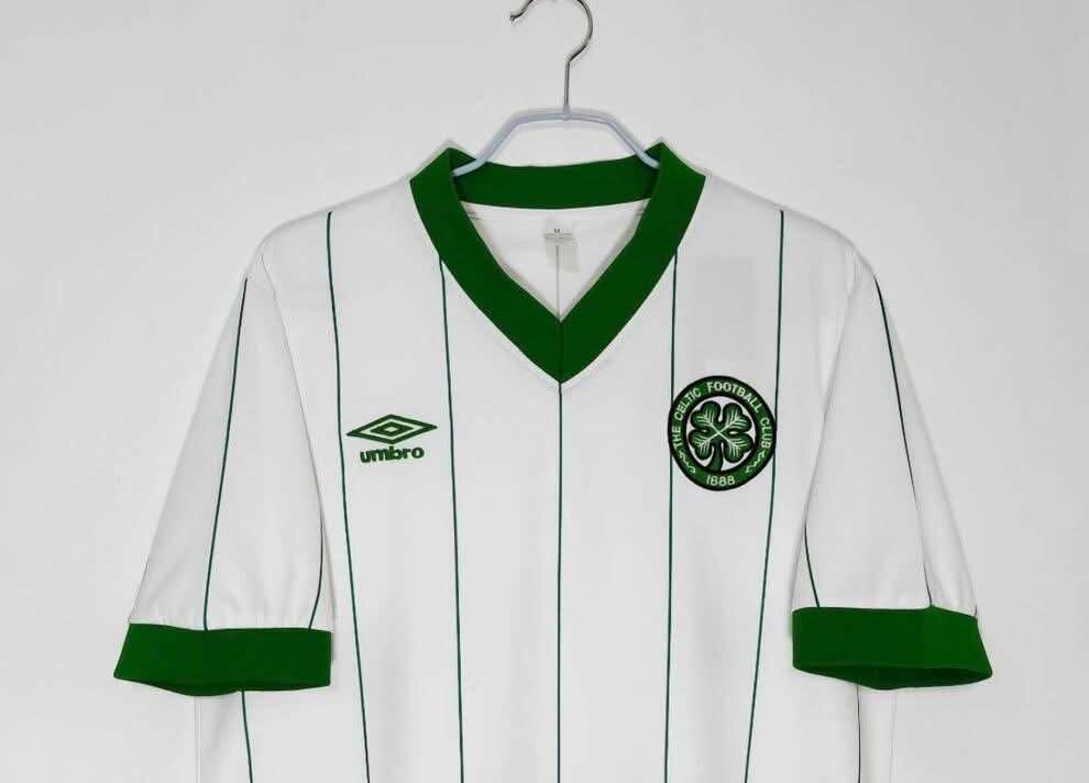 Maillot de football rétro Umbro