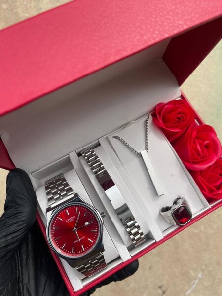 Montre homme avec bracelet et collier