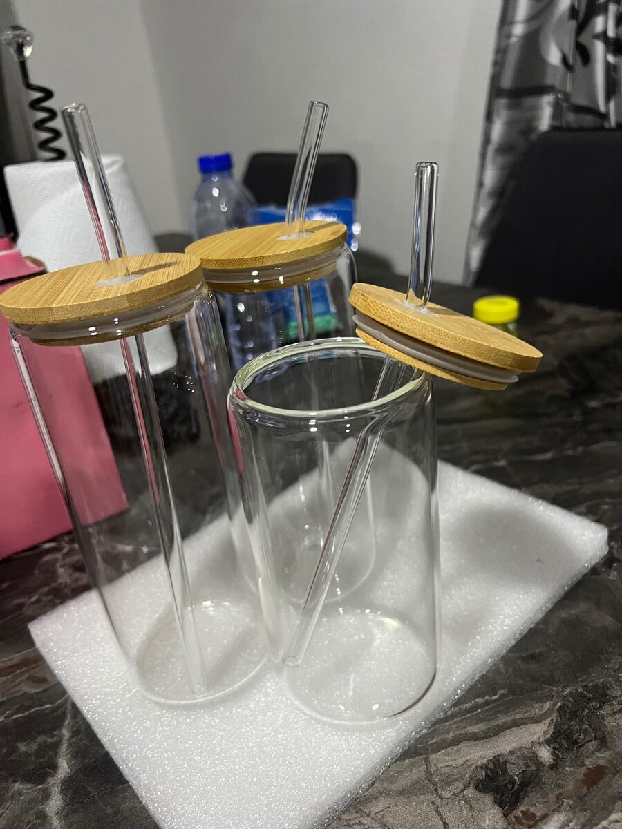 Glass cup   3 pcs for 100cedis