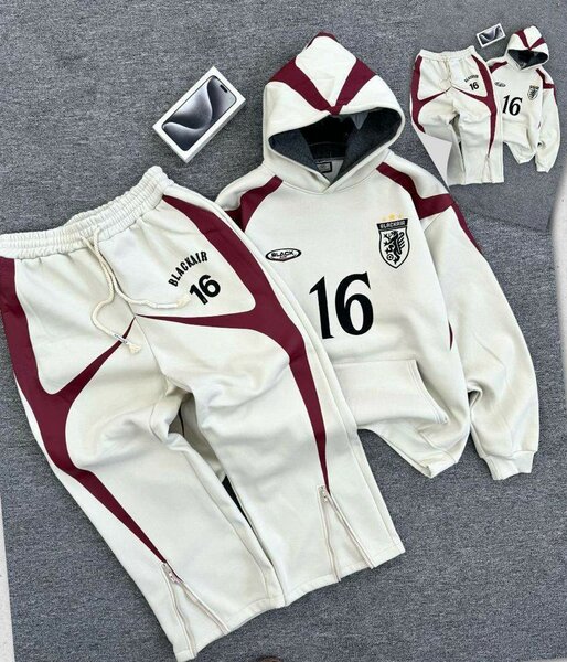 Ensemble de survêtement sportif