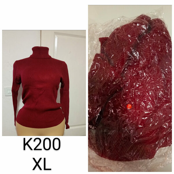 Women's red turtleneck, size XL