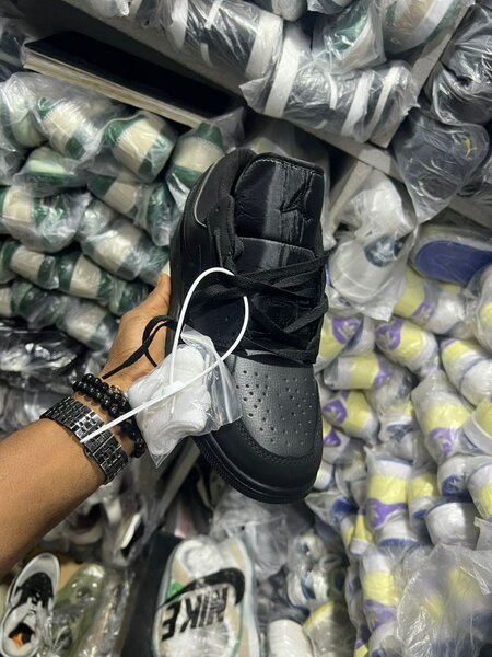 Baskets noires tendance