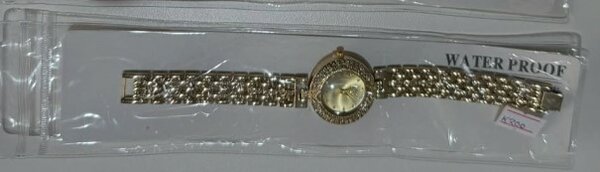 Stylish Women's Metal Wristwatch
