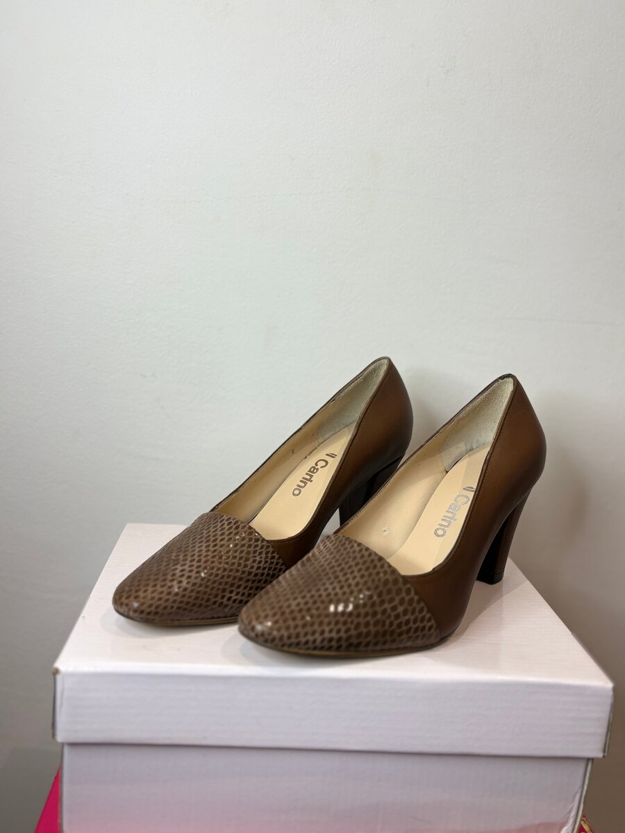 Escarpins marrons élégants