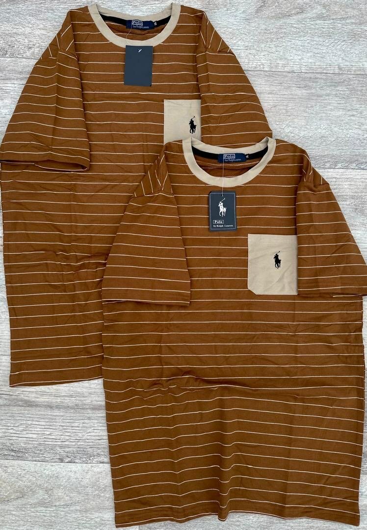 T-shirt à rayures marron