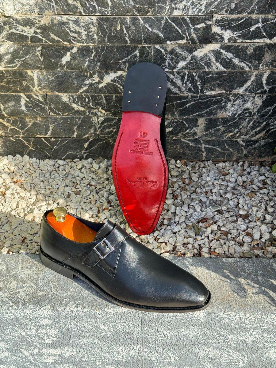 Chaussures Richelieu en cuir noir