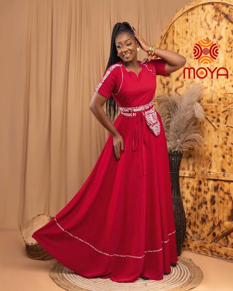 Robe longue élégante Moya