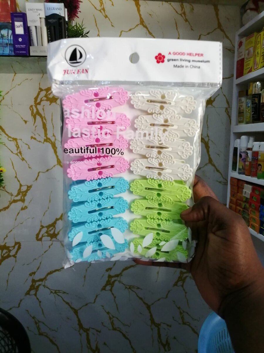 Pinces à linge multicolores