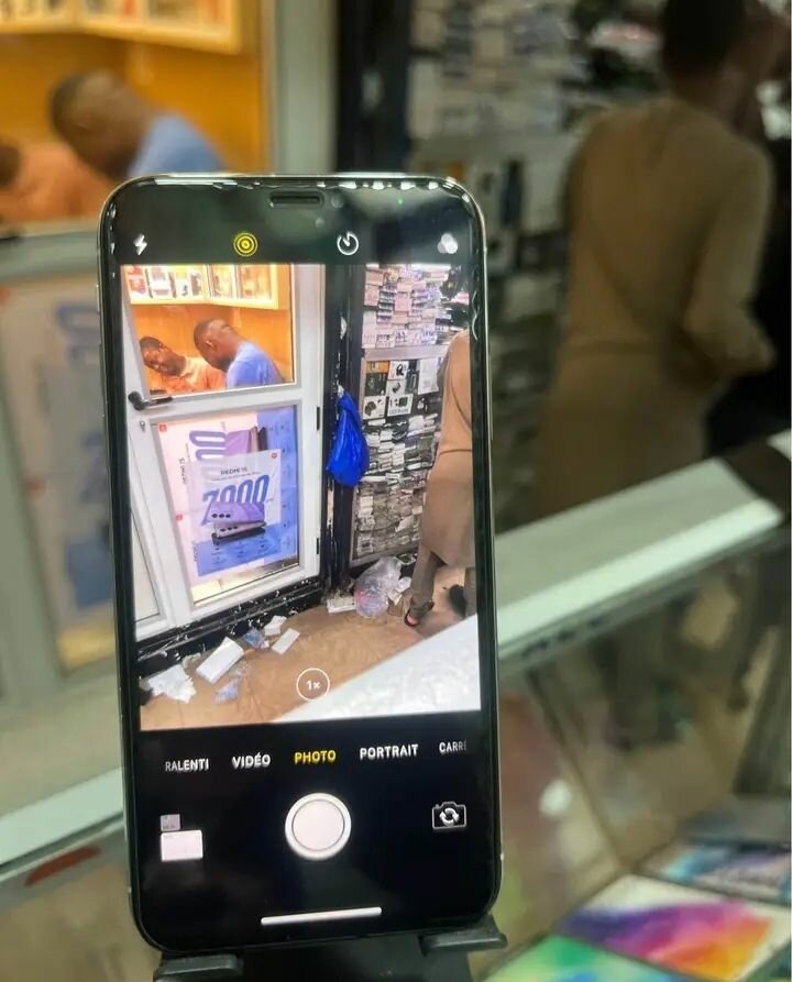 iPhone X Argent 64Go