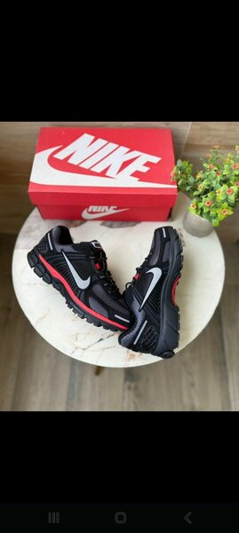 Chaussures de sport Nike noires