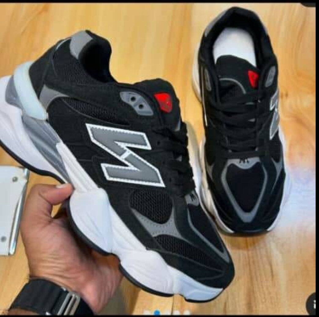 Baskets New Balance Gris